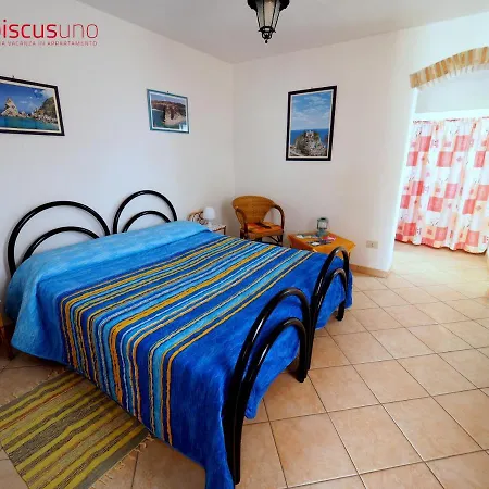 Hibiscusuno Apartmanhotel Tropea