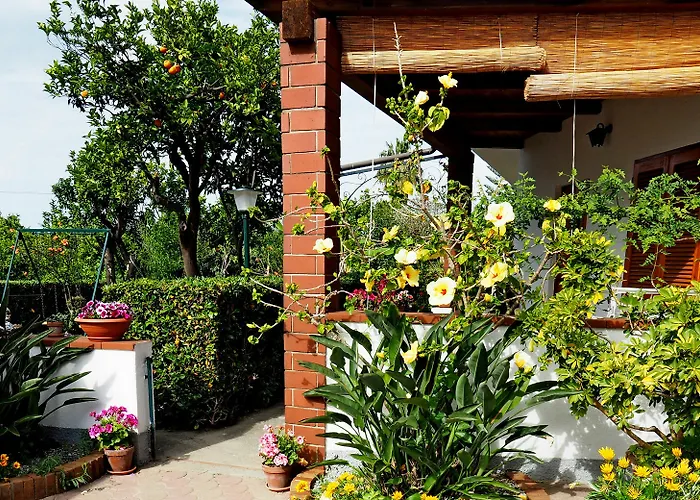 Hibiscusuno Aparthotel